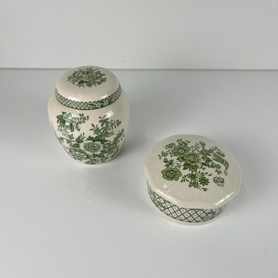 Image 1 of Een paar Mason's Ironstone-dozen, "Stratford"-groen decor, Engeland, 1970