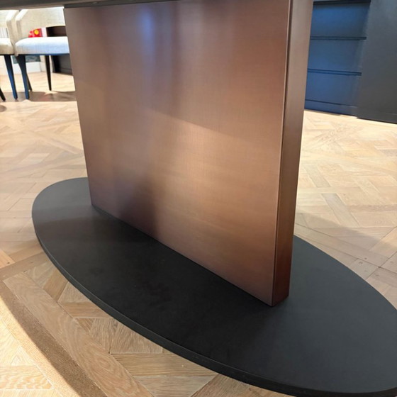 Van Rossum Opium Oval Dining table – Metal, Wood (photo 6 of 7)