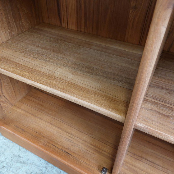 Image 1 of Vintage Dyrlund display cabinet, arched cabinet with lighting