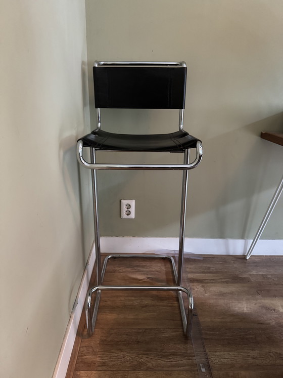 Image 1 of 3 tabourets de bar vintage en cuir haut de gamme Linea Veam