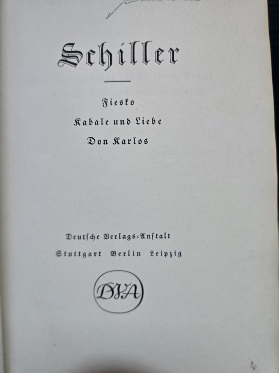 Antico set di due volumi "Schillers Werke" (circa 1910) – Dorso rosso-verde e stampa dorata (photo 7 of 17)