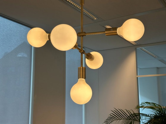 3x Bolia Piper Lounge Hängelampe, 5-armig, Messing, 365° Nord – Pendelleuchten, Brass, Metal (photo 4 of 5)