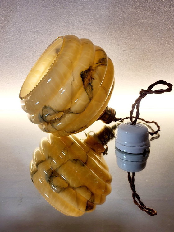 Image 1 of Art deco opaline glazen hanglamp, gemarmerd, messing, jaren 1930