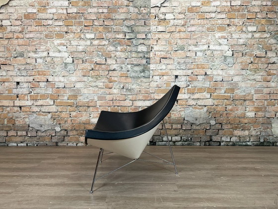 Image 1 of Vitra Coco