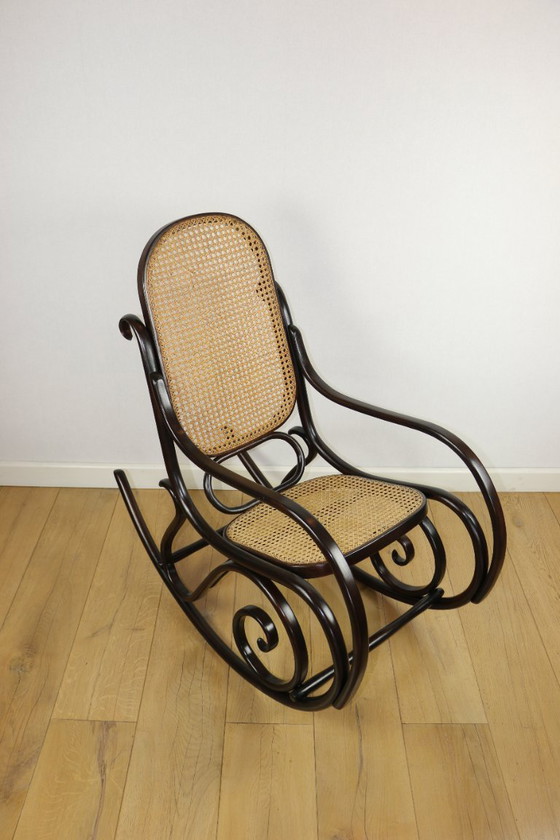 Image 1 of Rocking chair on runners, original brown, 1970s - very good condition