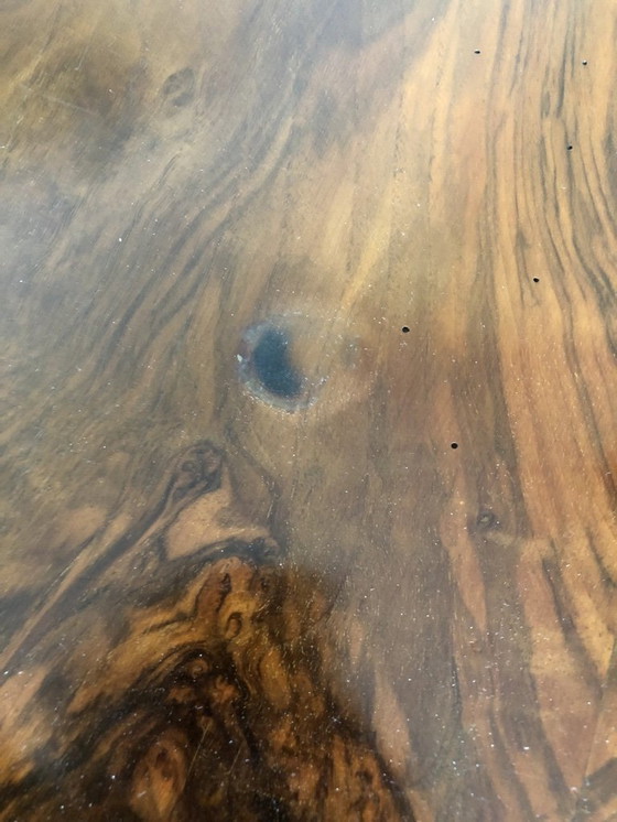 Image 1 of Antique dining table, carved oval 19th century / 19th-century antique oval dining table