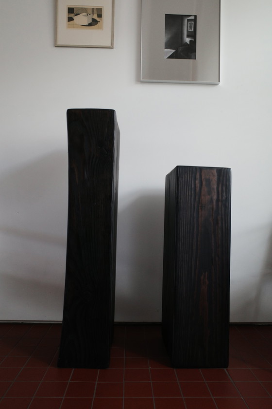 Image 1 of Zócalo de madera maciza ebonizada