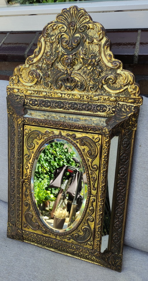 Oud Hollands interieur - Antieke spiegel met borstelkastje - 100% compleet met originele borstels