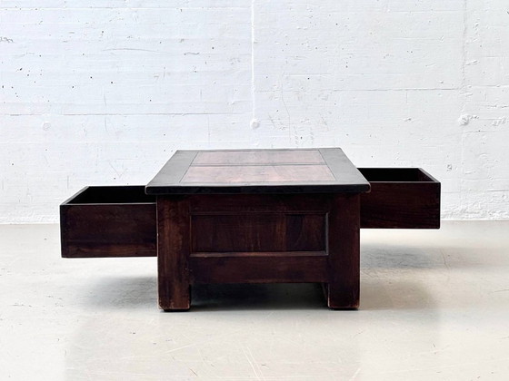 Massieve salontafel in koloniale stijl met 2 lades – Wood (photo 13 of 15)