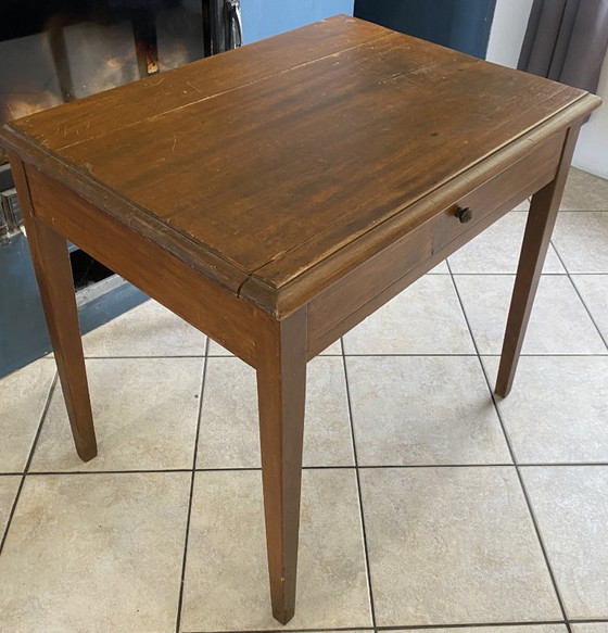 Schreibtisch mit einer großen Schublade aus massiver Eiche, um 1950, 78 x 58 cm – Wood (photo 6 of 19)
