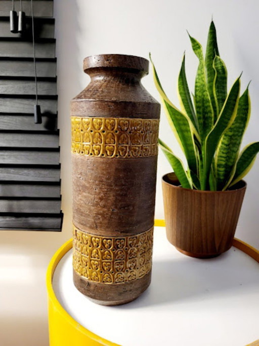 Bitossi vase, brown glazed ceramic, Riminini decor, Aldo Iondi, 1960s in Italy