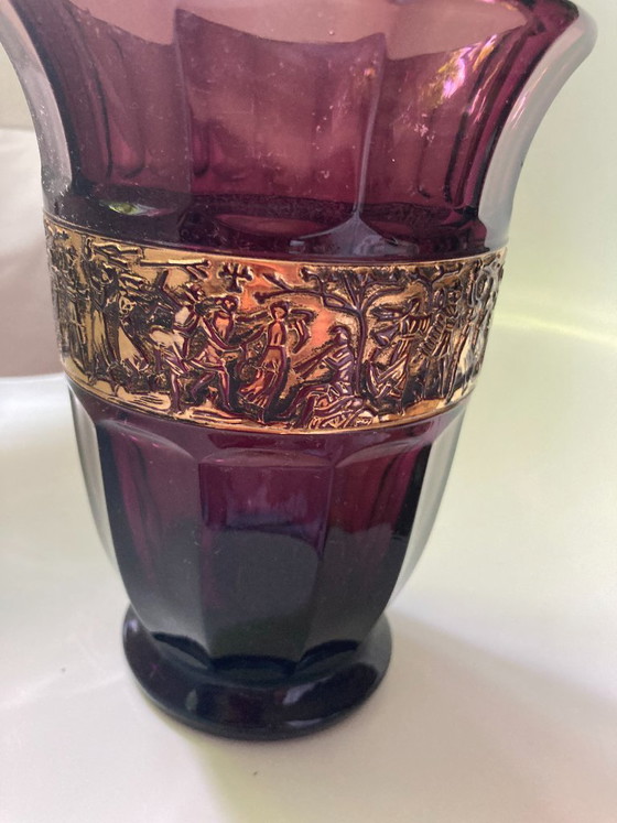 Image 1 of Amethyst Vase Art Decó mit vergoldetem Fries von Walther-Glas