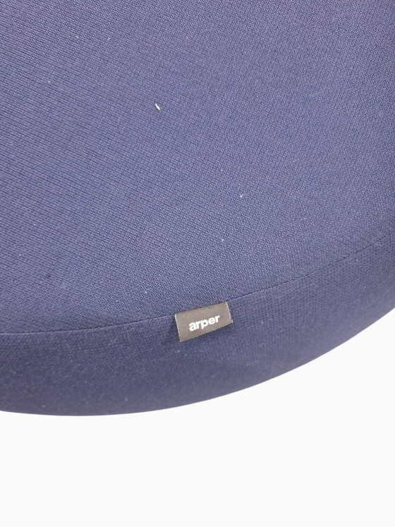 1x Arper Pix Pouf, dunkelblau, 120 cm ø – Hocker & Poufs, Textile (photo 5 of 5)