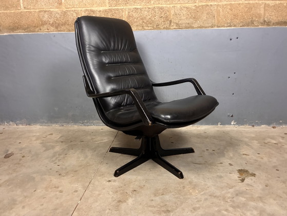Deens Design Berg C90 Draaifauteuil Leder – Berg Furniture, Wood, Leather (photo 5 of 15)