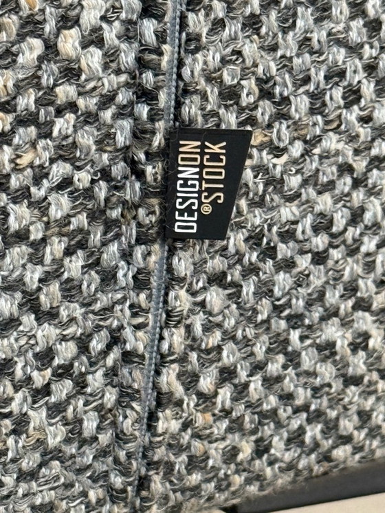 Image 1 of Design on Stock model Heelz