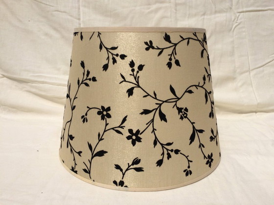 Image 1 of Round lampshade with flowers * Lampshade