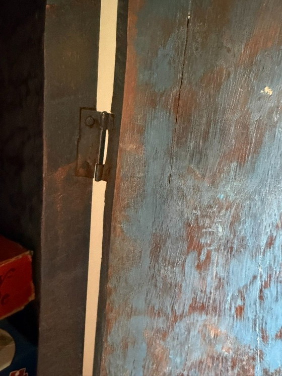 Antique Bow-Front Corner Cabinet in Original Blue Paint, 18th/19th Century – Kasten, Wood (photo 4 of 16)