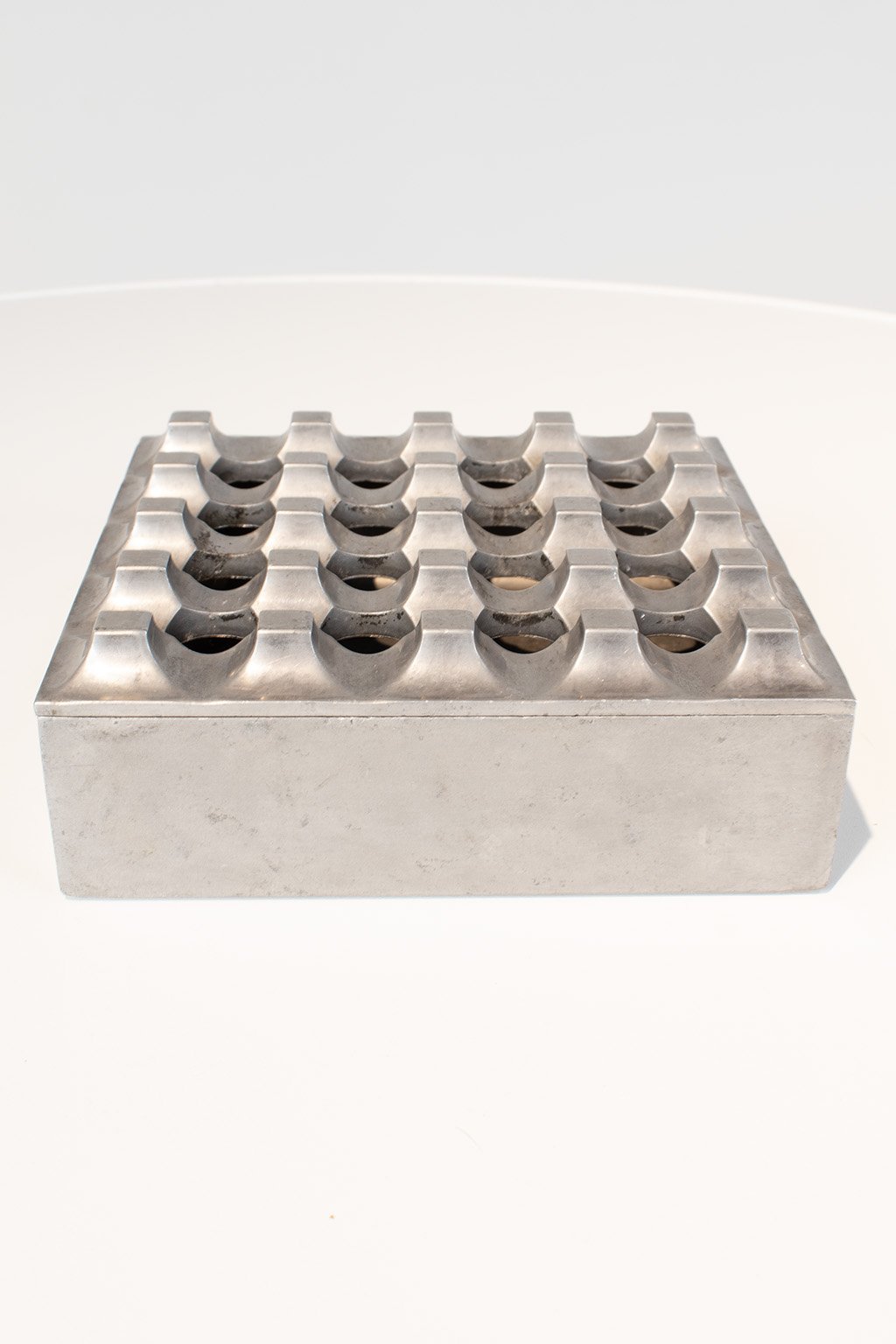 Ashtray Ultima 15 | Table accessories second-hand | Whoppah