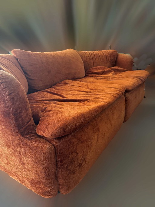 'Confidential' sofa by Alberto Rosselli for Saporiti 1970's