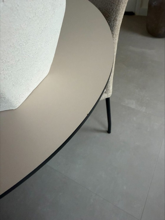 Mesa de comedor ovalada de 220x110 cm con sillas – Mesas de comedor, Metal, Textile (photo 4 of 5)