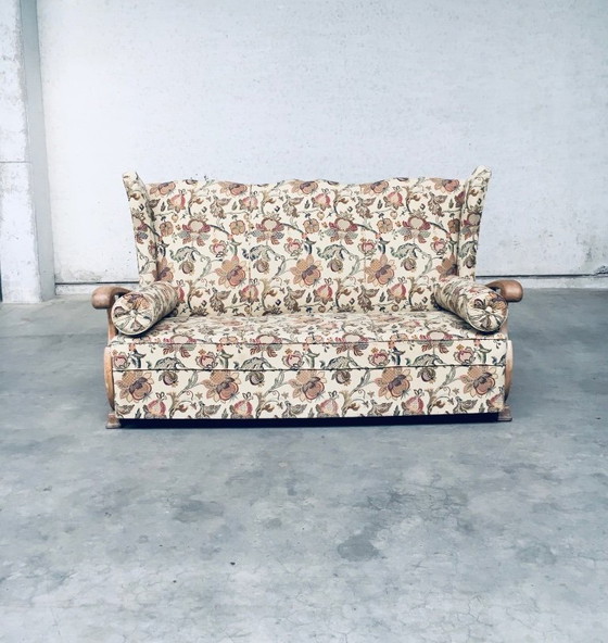 Image 1 of Dreisitzer-Sofa mit hoher Ohrenlehne im Stil der frühen 1900er Jahre