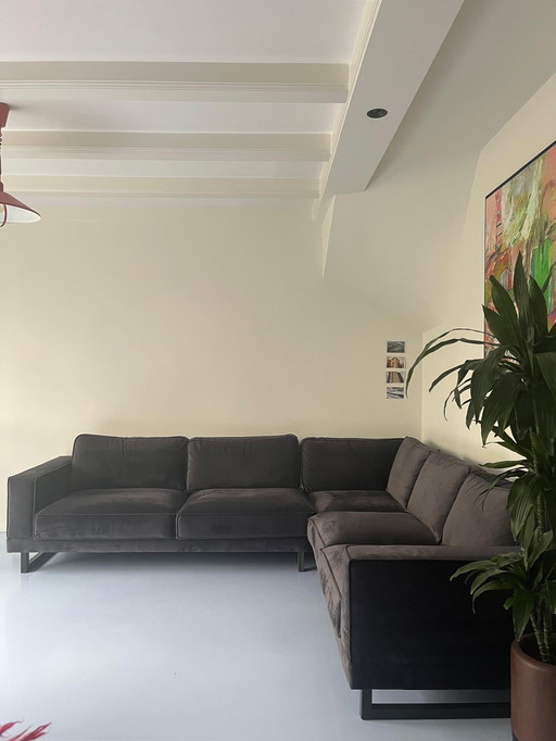 Schönes Ecksofa aus Velours