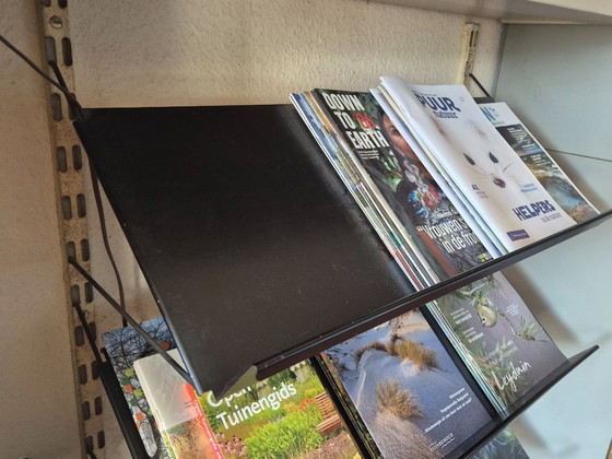 Image 1 of Portariviste dal design olandese | Pilastro | Tjerk Reijenga