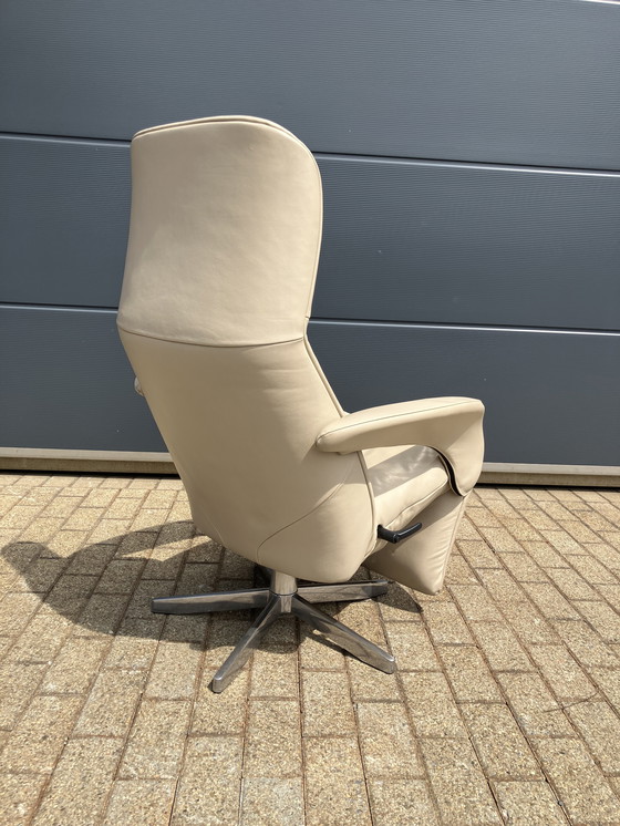 Image 1 of Jori Symphony Medi Mono-move recliner Beige Lipano leather