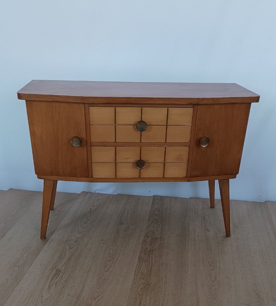 Mini commode JoKo années cinquante – Bois, Laiton (photo 3 of 10)