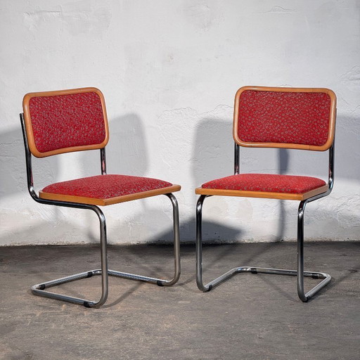 Een paar gestoffeerde stoelen in Cesca-stijl van Stol Kamnik, jaren 60.