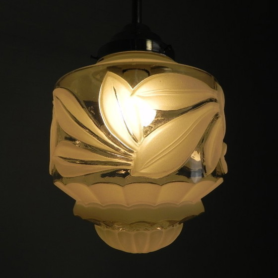 Image 1 of Lampada a sospensione Art Déco con paralume in vetro smerigliato, anni '30