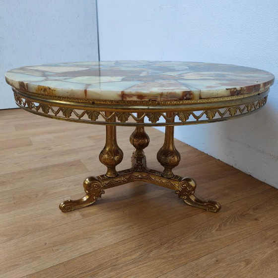 Round Vintage Regency Coffee Table with Marble Onyx Top 89cm – Brass (photo 3 of 10)