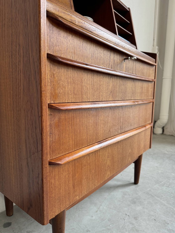 Image 1 of Secrétaire vintage danois avec miroir