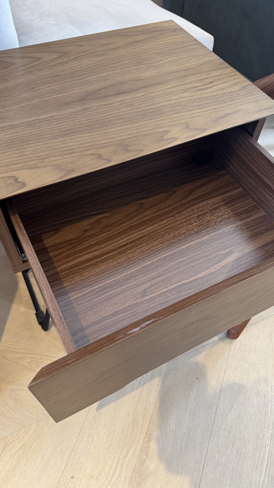 Image 1 of Comodino - finitura mogano x1