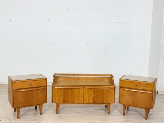 Image 1 of 2x Zeer mooie vintage nachtkastjes, bijzettafels, nachtkastjes Hellerau