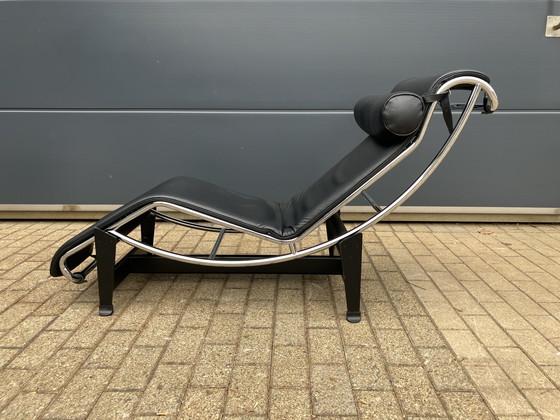Image 1 of Originele Cassina Lc4 Le Corbusier in Topstaat!! Zwart/chroom