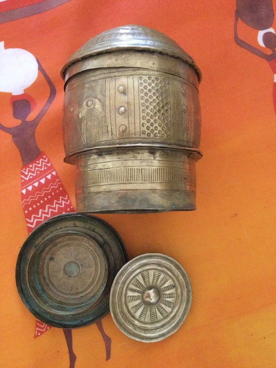 Image 1 of 2 Ghanaian Forowas