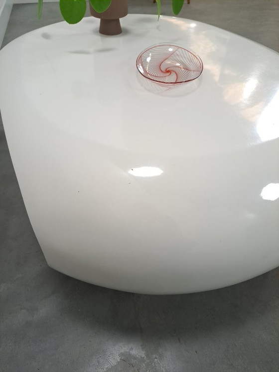 Image 1 of White Space Age oval round table with open compartment