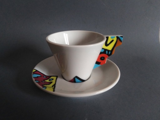 Taza de arte pop/posmoderno 'Colección Viena' de Heide Warlamis, década de 1980