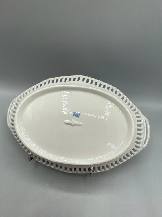 Antiker durchbrochener Porzellanteller mit floralem Dekor – Dekorative Objekte, Porcelain (photo 4 of 8)