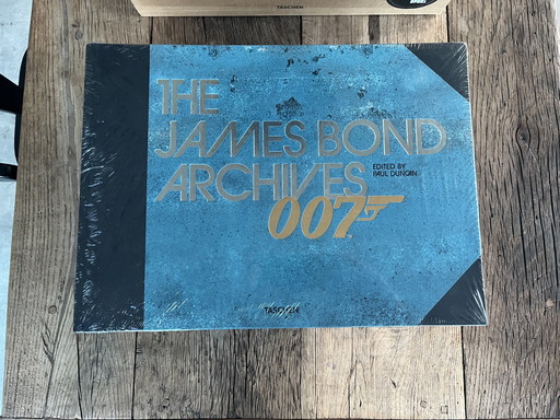 James Bond 007 Archive XL coffee table book