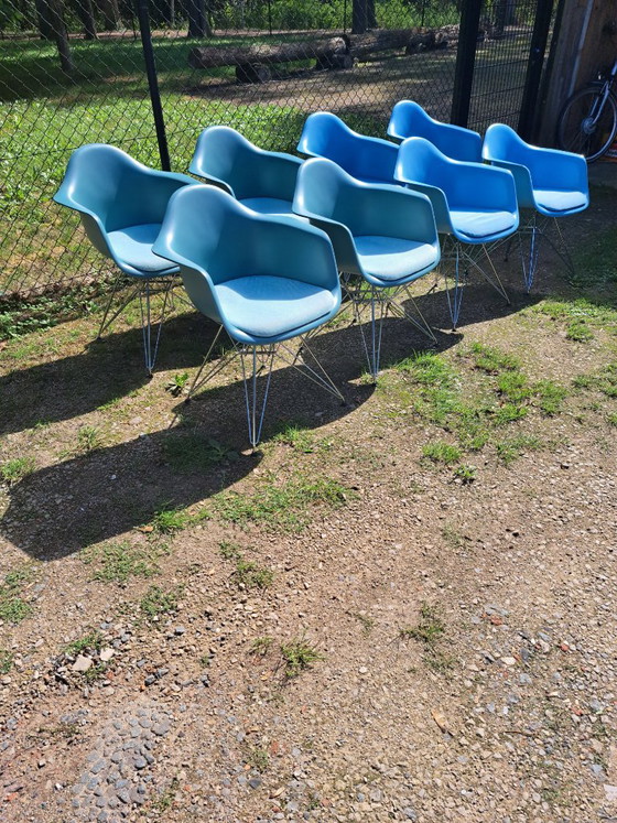 8 sedie Vitra, 4 azzurre e 4 verde mare. – Sedie da pranzo, Metal, Plastic (photo 10 of 12)