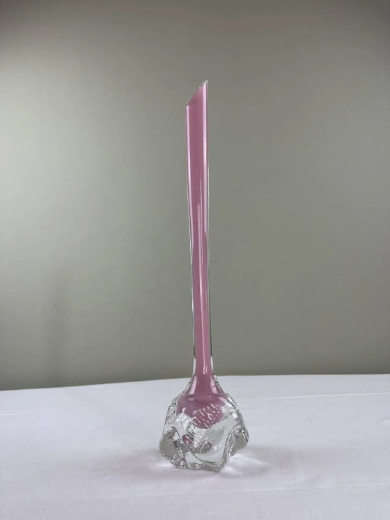 Sculptural glass soliflore in pink – Vases, Crystal, Design (photo 2 of 8)