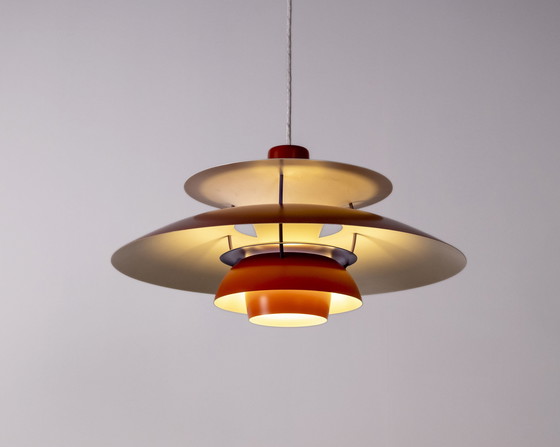 Image 1 of 1x Poul Henningsen PH5 voor Louis Poulsen, jaren 1970 Denemarken
