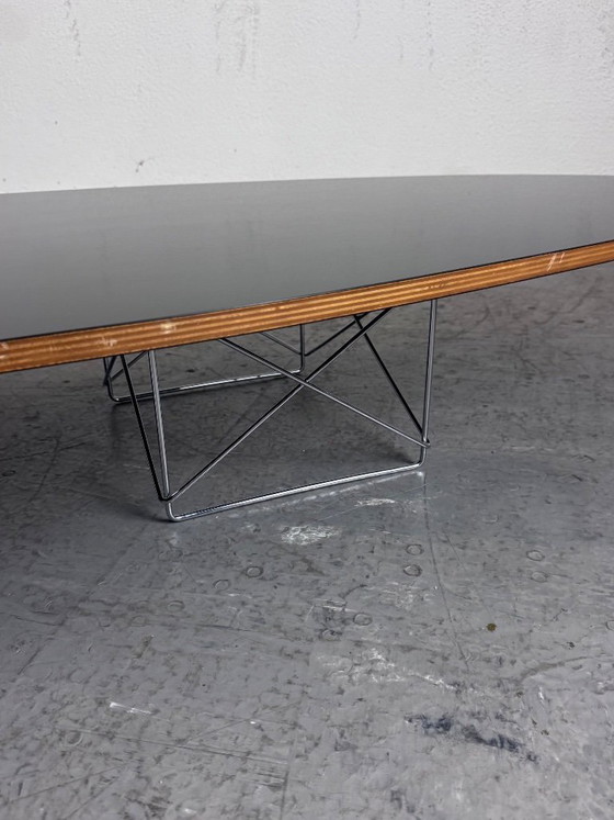 Image 1 of Vitra Elliptical ETR Salontafel