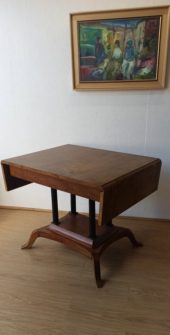 Image 1 of Großer, verstellbarer viktorianischer Tisch.