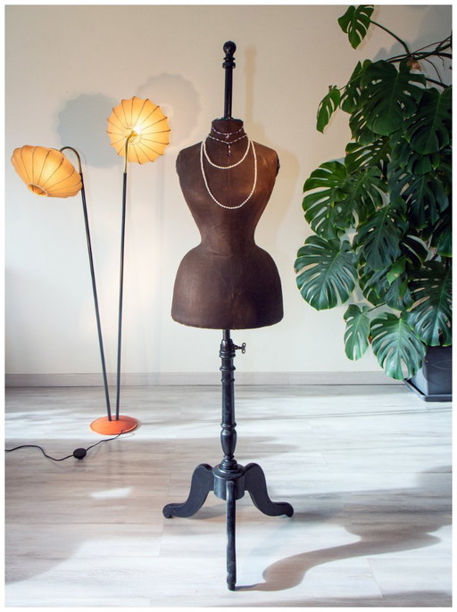 Stockman wasp-waisted mannequin, late 19th century