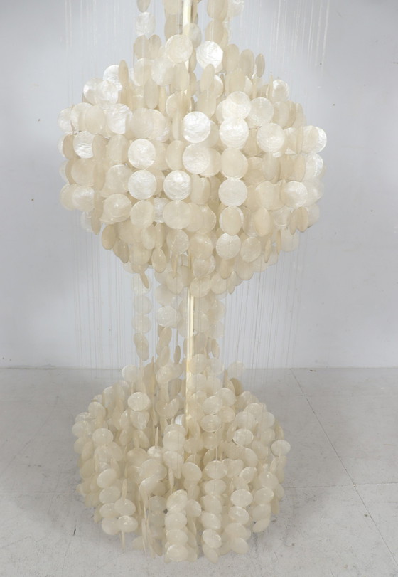Image 1 of Shell lamp/pearl ceiling lamp of the 80s in the style of Verner Panton