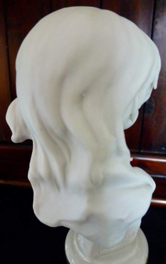 Image 1 of Capodimonte, 2x Nico Venzo Busts - Bisque porcelain.