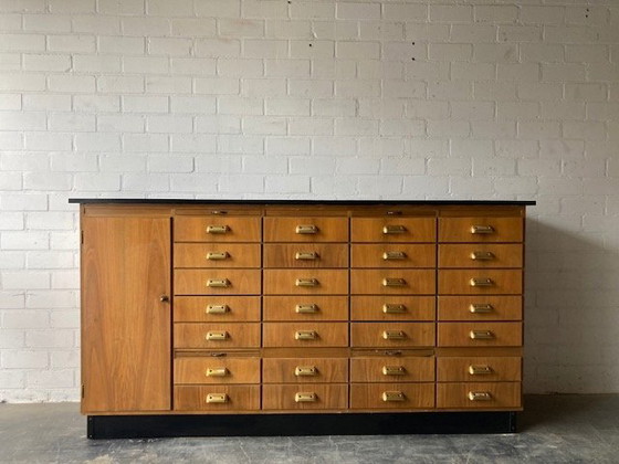 Image 1 of Vintage mid-century apotheekkast,apothekerskast,ladenkast